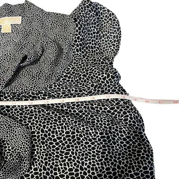 Michael Kors - Womens Ruffle Sleeve Top - Sz. SM - Picture 7 of 8